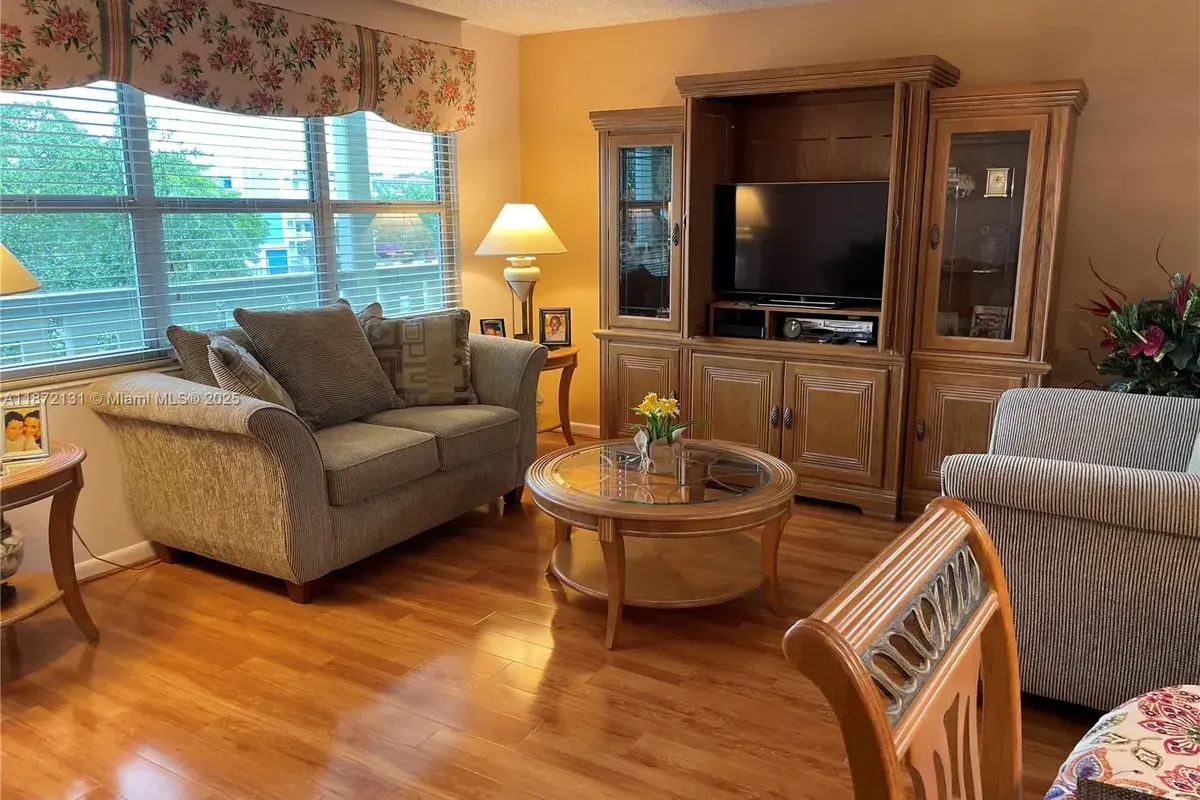 3033 Berkshire B # 3033, Deerfield Beach FL 33442