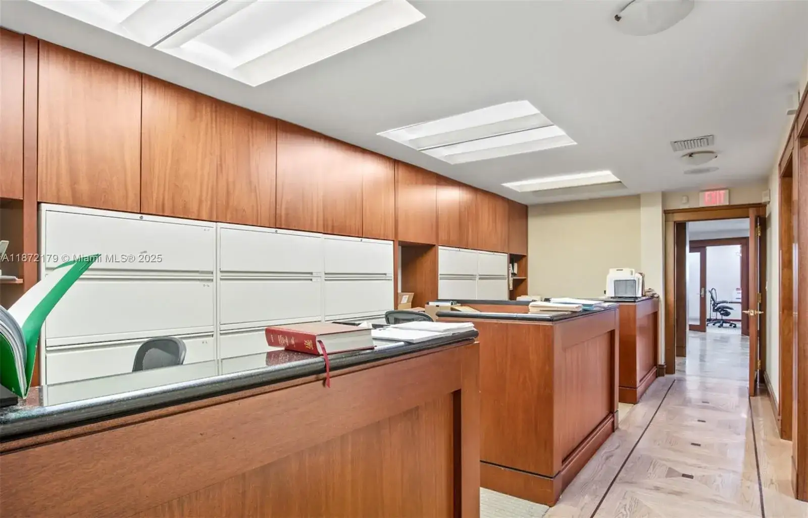 4551 Ponce De Leon Blvd, Coral Gables FL 33146 photo 3