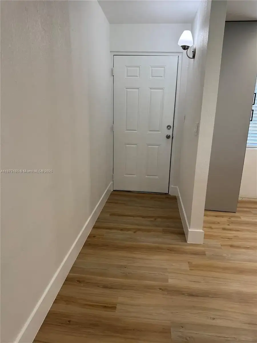2828 Jackson Street # I3, Fort Myers FL 33901 photo 5