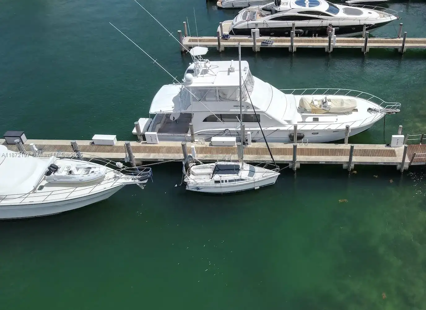 5005 Collins Ave, Miami Beach FL 33140