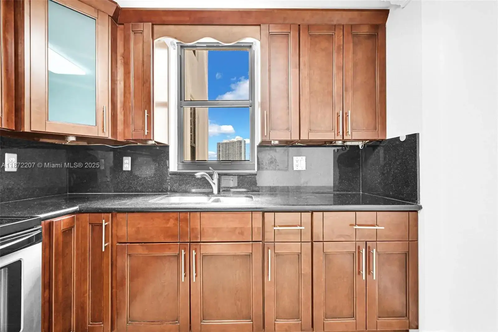 18181 NE 31st Ct # 807, Aventura FL 33160 photo 5