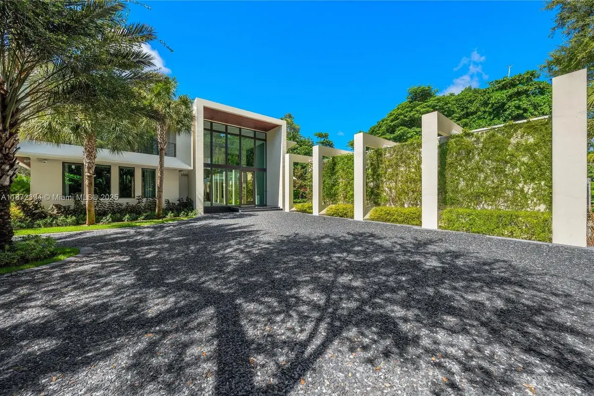9440 Old Cutler Ln, Coral Gables FL 33156