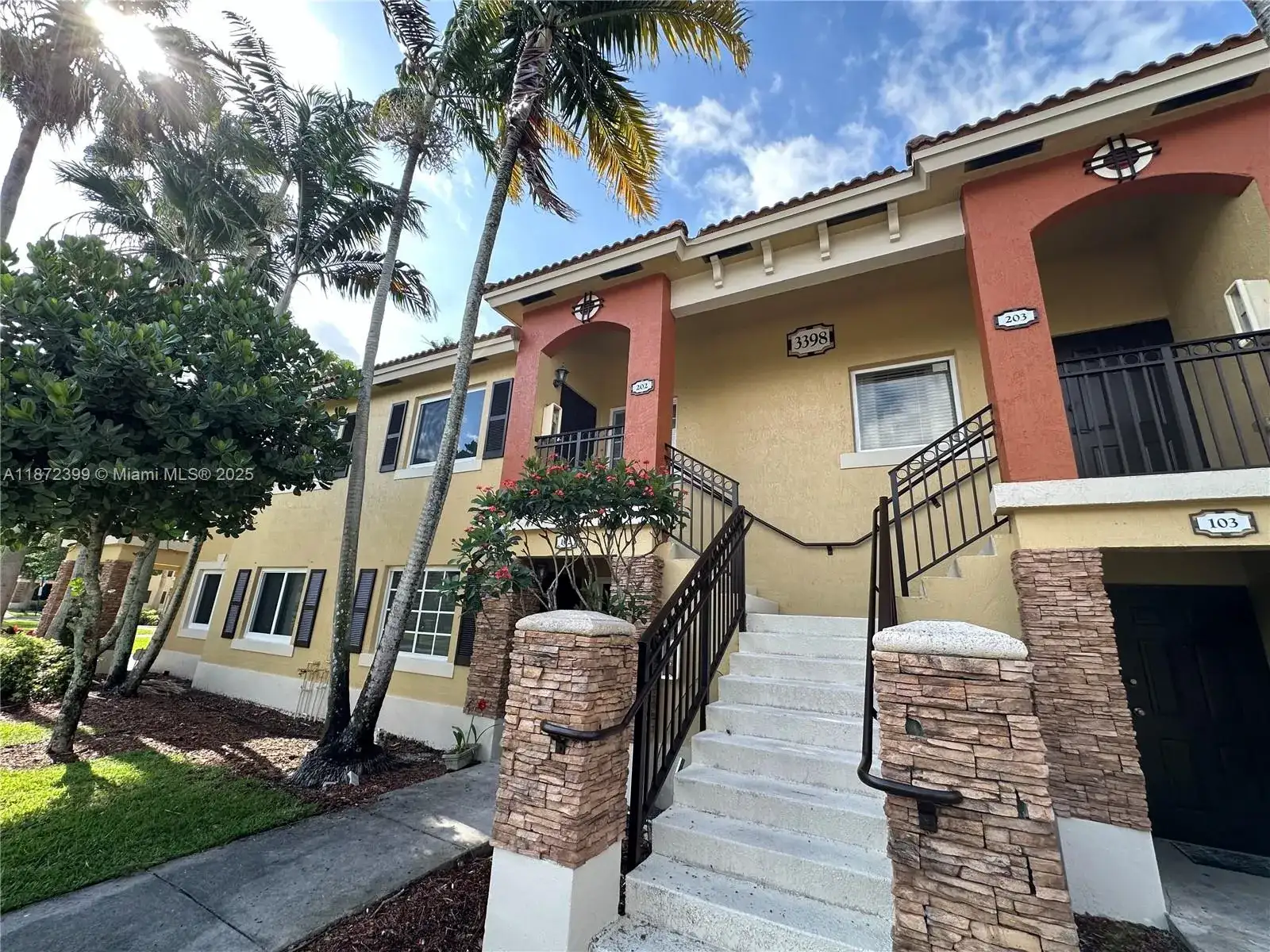 3398 NE 9th Dr # 202, Homestead FL 33033 photo 2