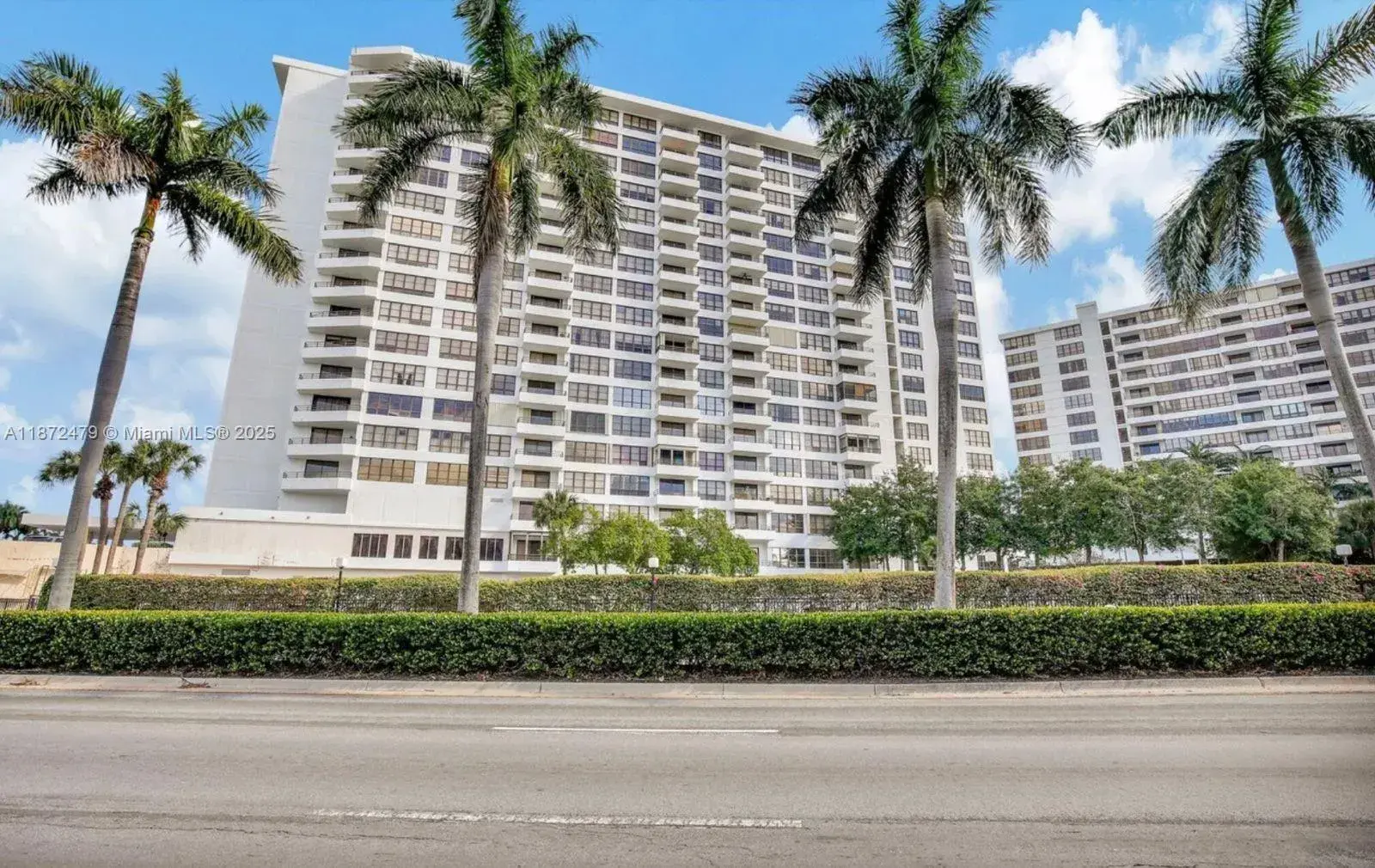 500 Three Islands Blvd # 223, Hallandale Beach FL 33009