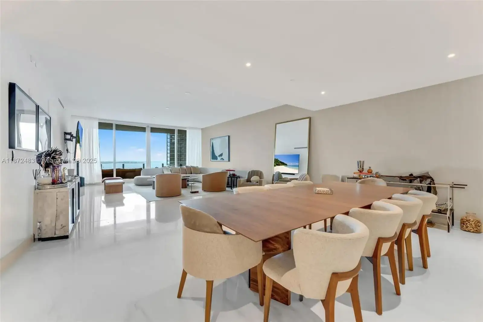 300 Biscayne Boulevard Way # 4104C, Miami FL 33131 photo 4