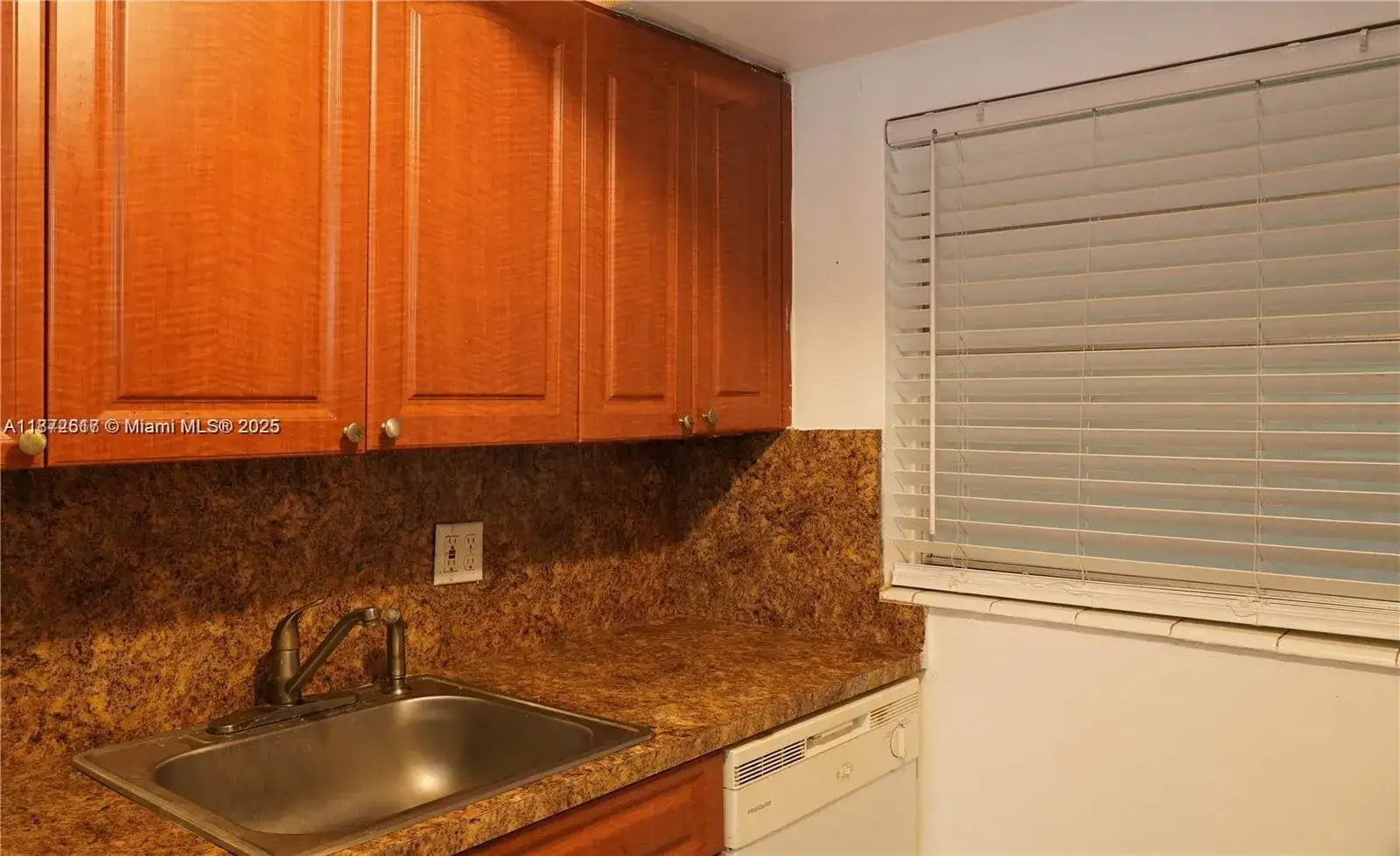 11855 NE 19th Dr # 10, North Miami FL 33181 photo 5