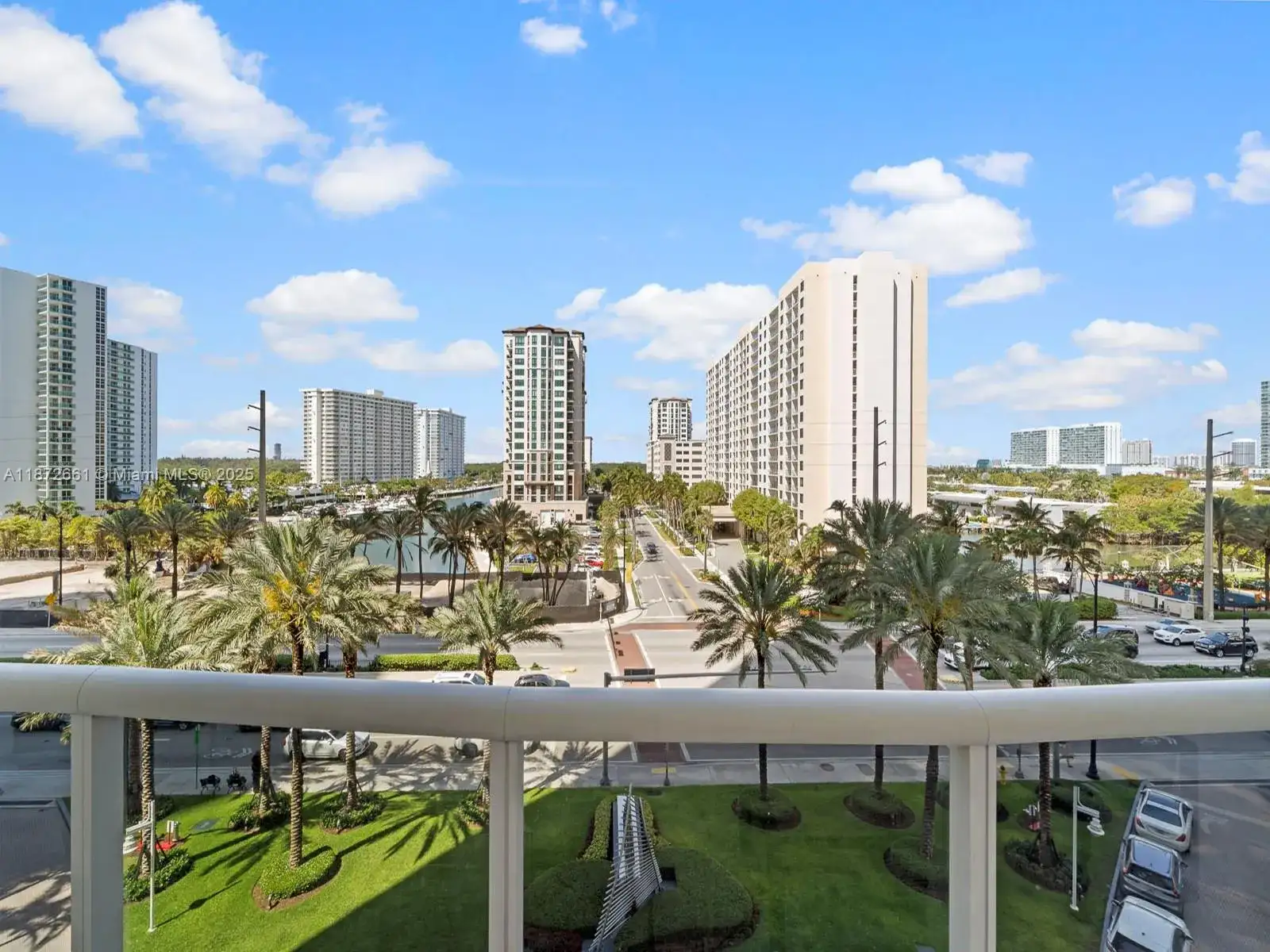 15901 Collins Ave # 405, Sunny Isles Beach FL 33160 photo 3
