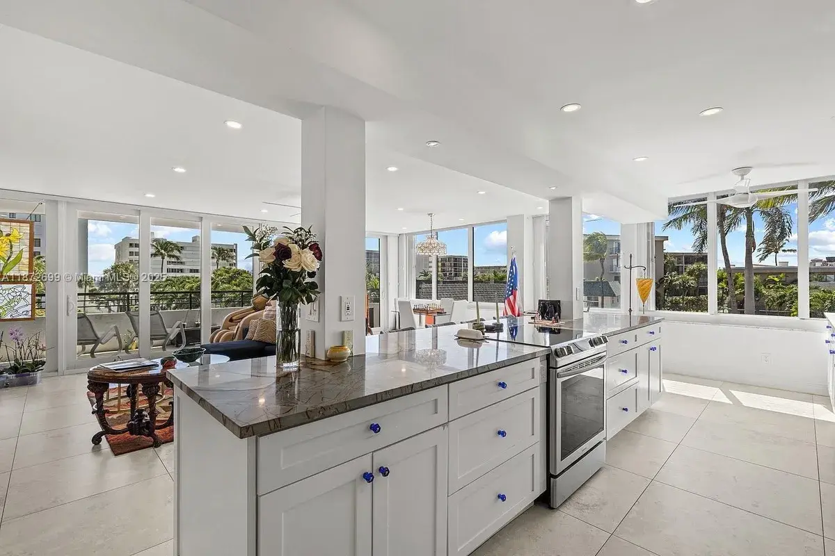 3589 S Ocean Blvd # 306, South Palm Beach FL 33480