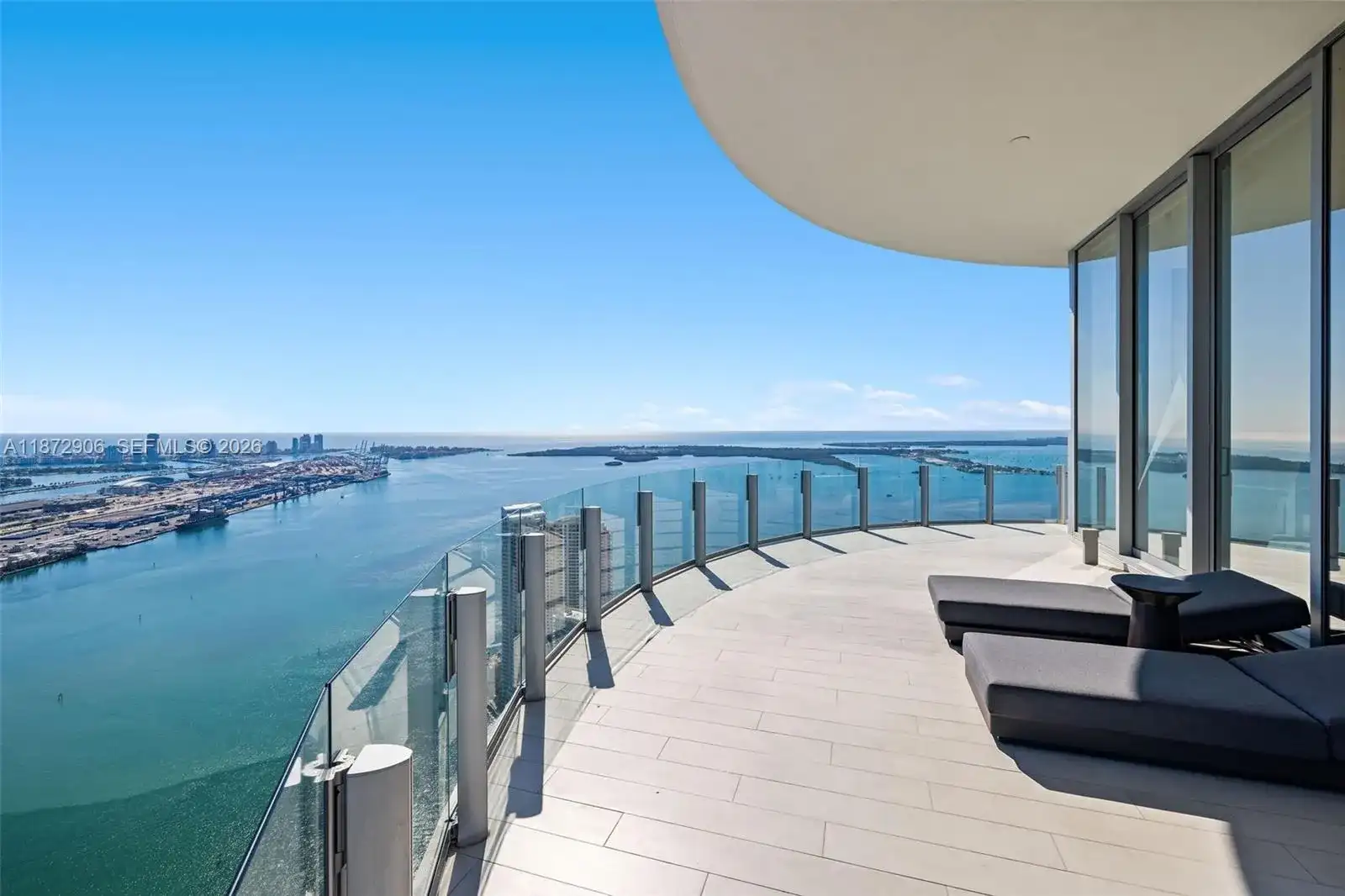 300 Biscayne Blvd Way, Miami FL 33131