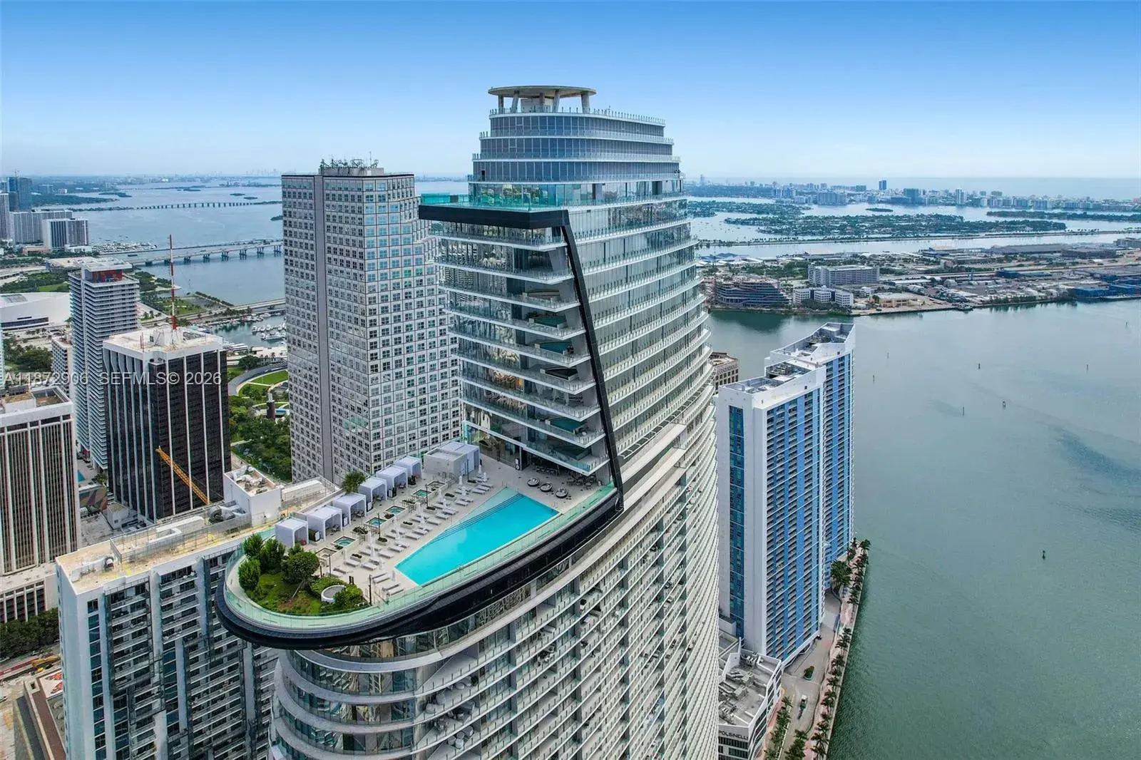 300 Biscayne Blvd Way, Miami FL 33131
