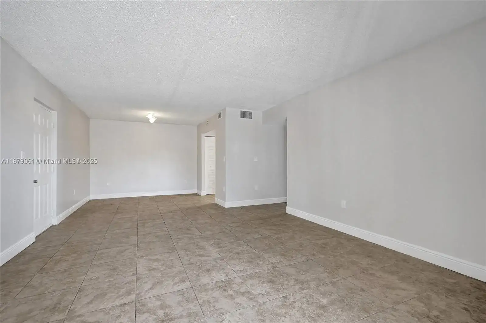 11505 NW 22nd Ave # 102, Miami FL 33167 photo 3