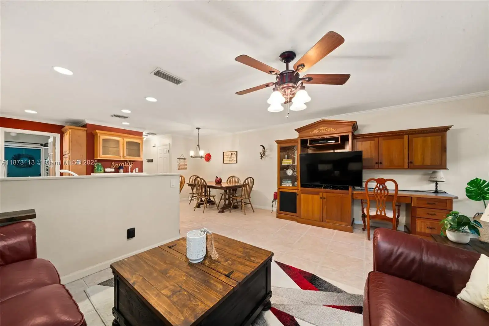 1561 Lakeview Drive Unit 969, Sebring FL 33870 photo 5