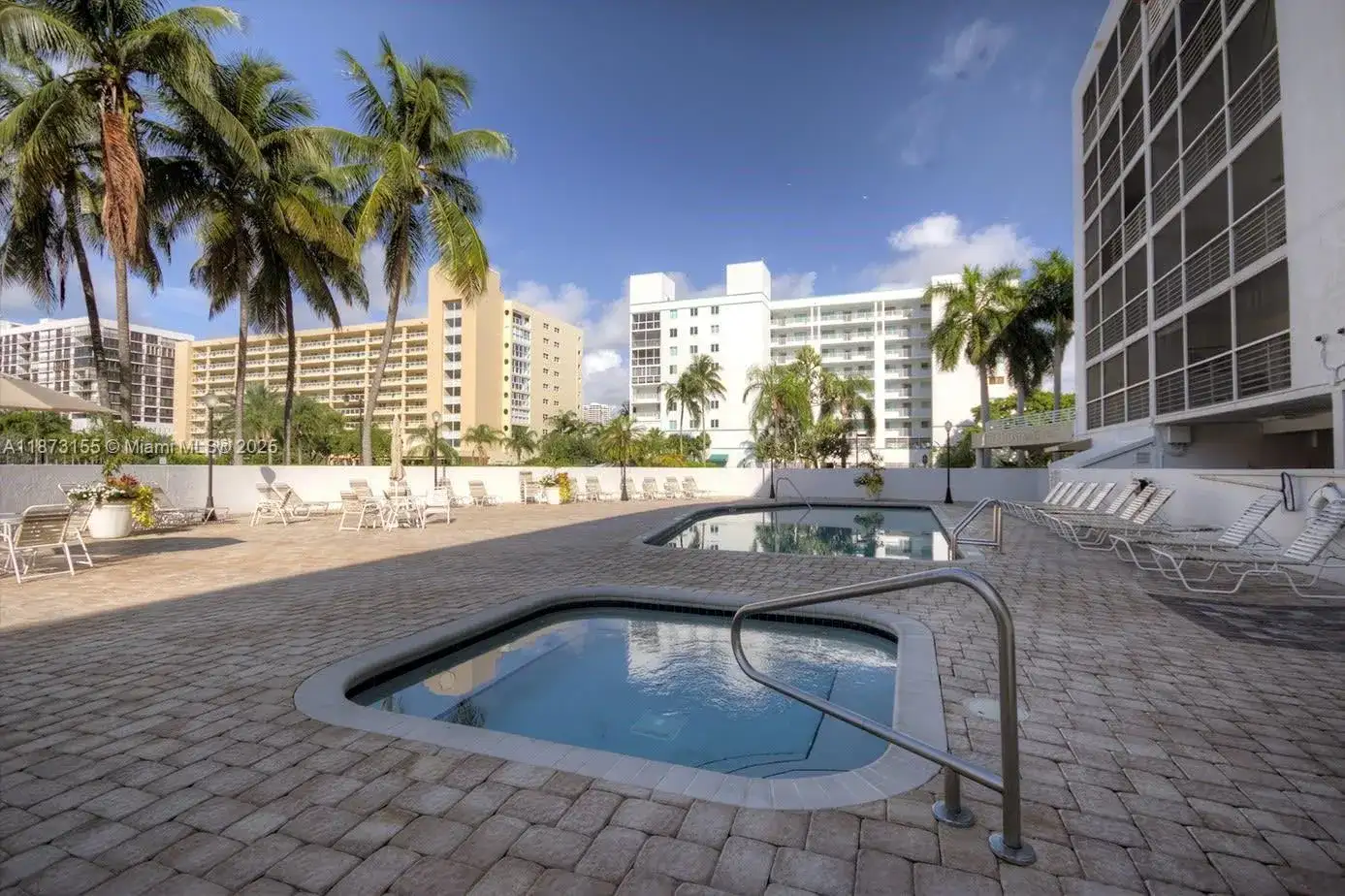 17801 N Bay Rd # 210, Sunny Isles Beach FL 33160 photo 3