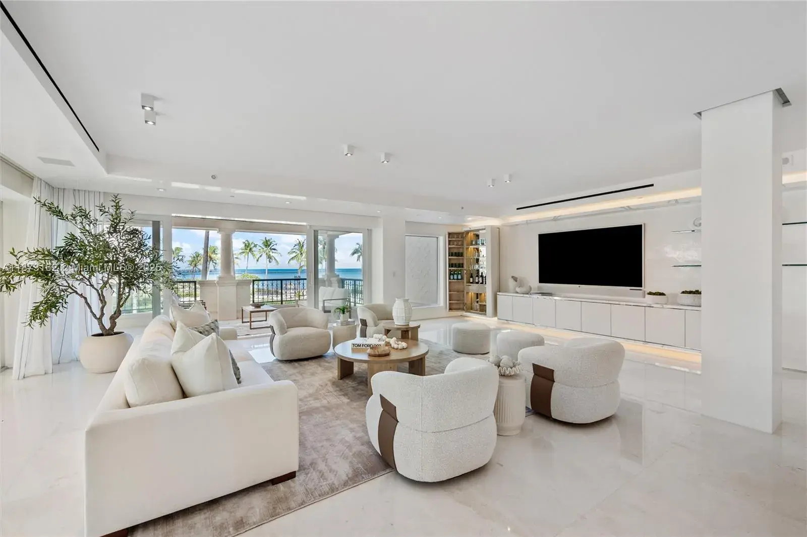 7921 Fisher Island Dr # 7921, Miami Beach FL 33109