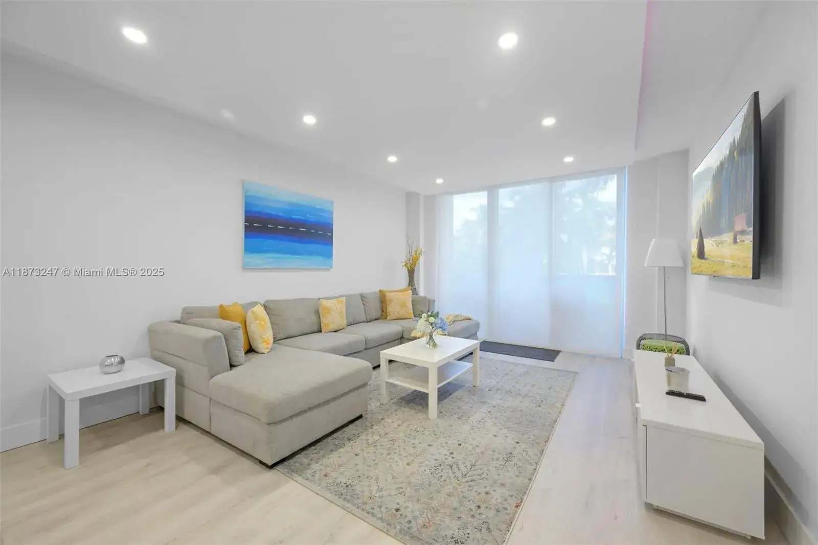 19370 Collins Ave # 124, Sunny Isles Beach FL 33160