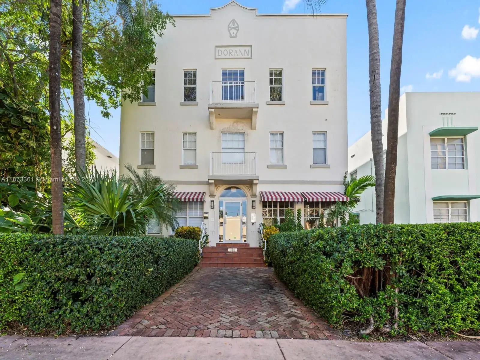 1 bedroom 1 bath Residential for sale at 1244 Pennsylvania Ave # 302, Miami Beach FL 33139