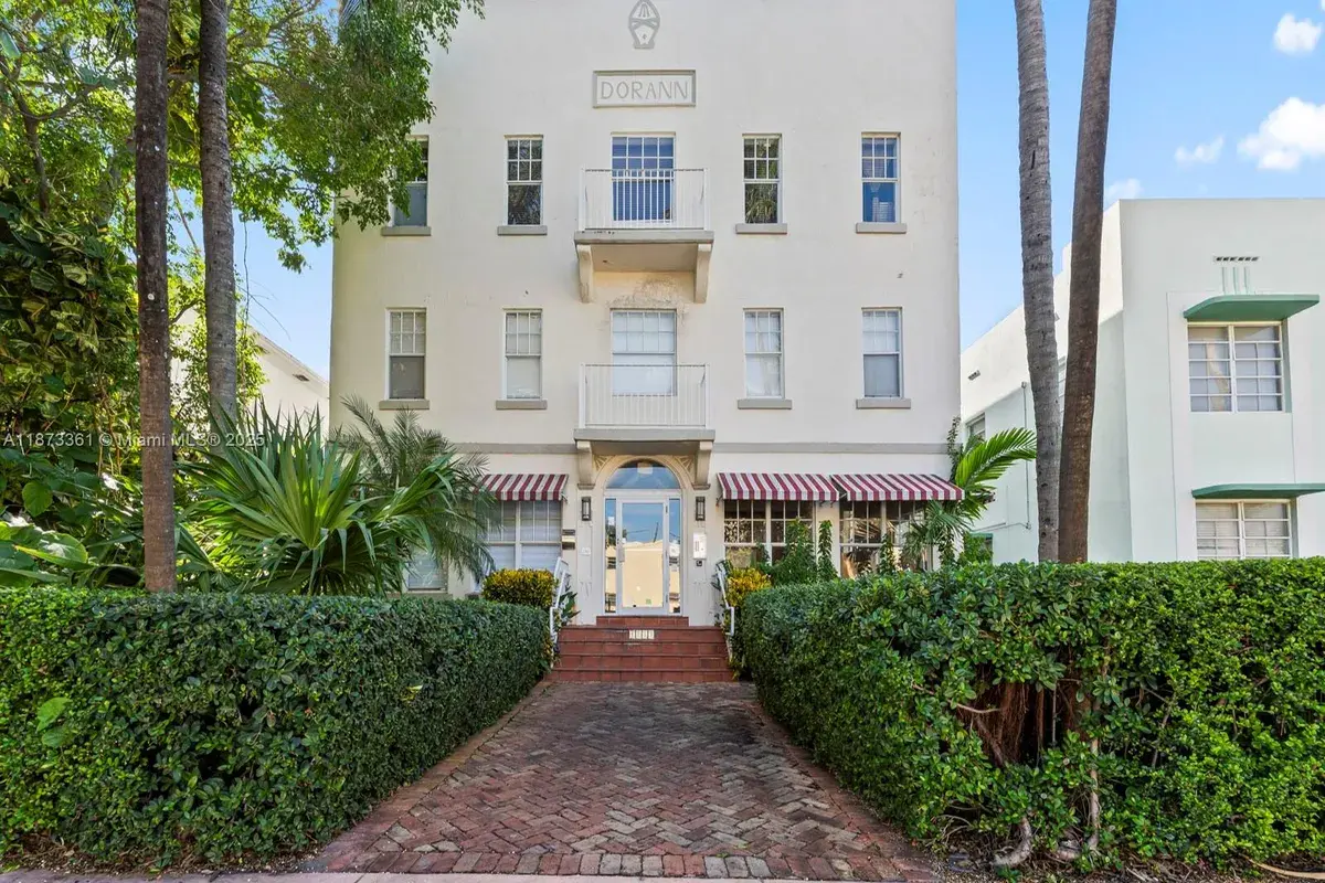 1244 Pennsylvania Ave # 302, Miami Beach FL 33139