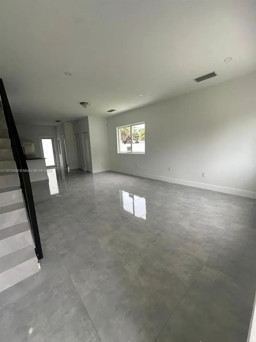 723 NW 19th Ave # B, Fort Lauderdale FL 33311