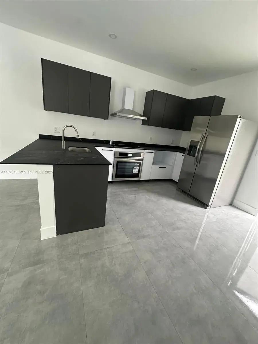 723 NW 19th Ave # B, Fort Lauderdale FL 33311