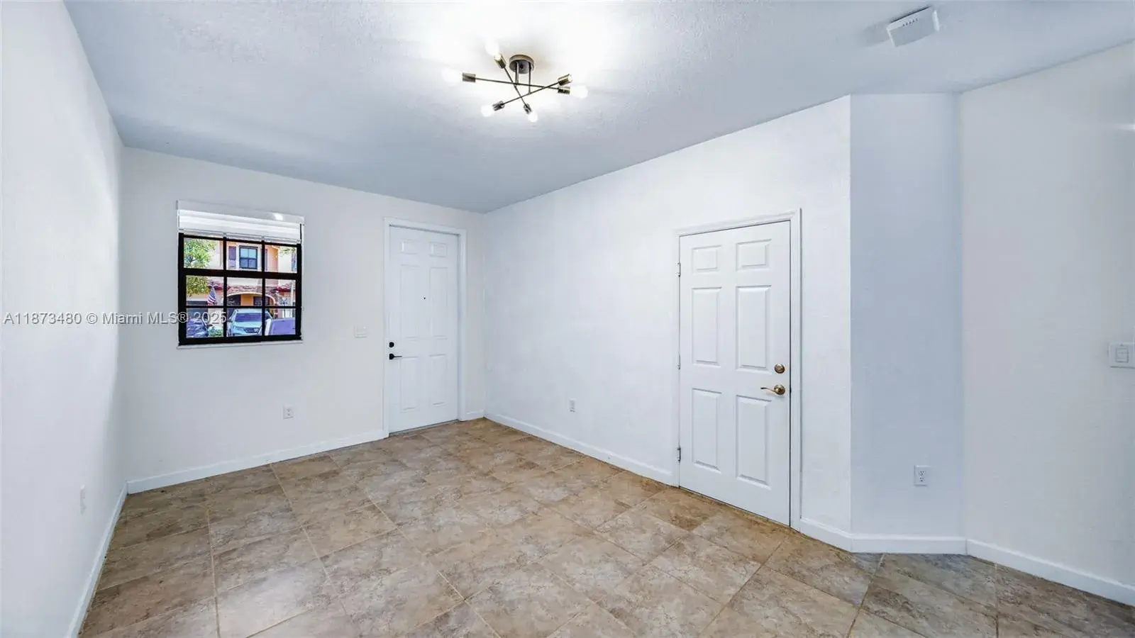 144 SE 34th Ave, Homestead FL 33033