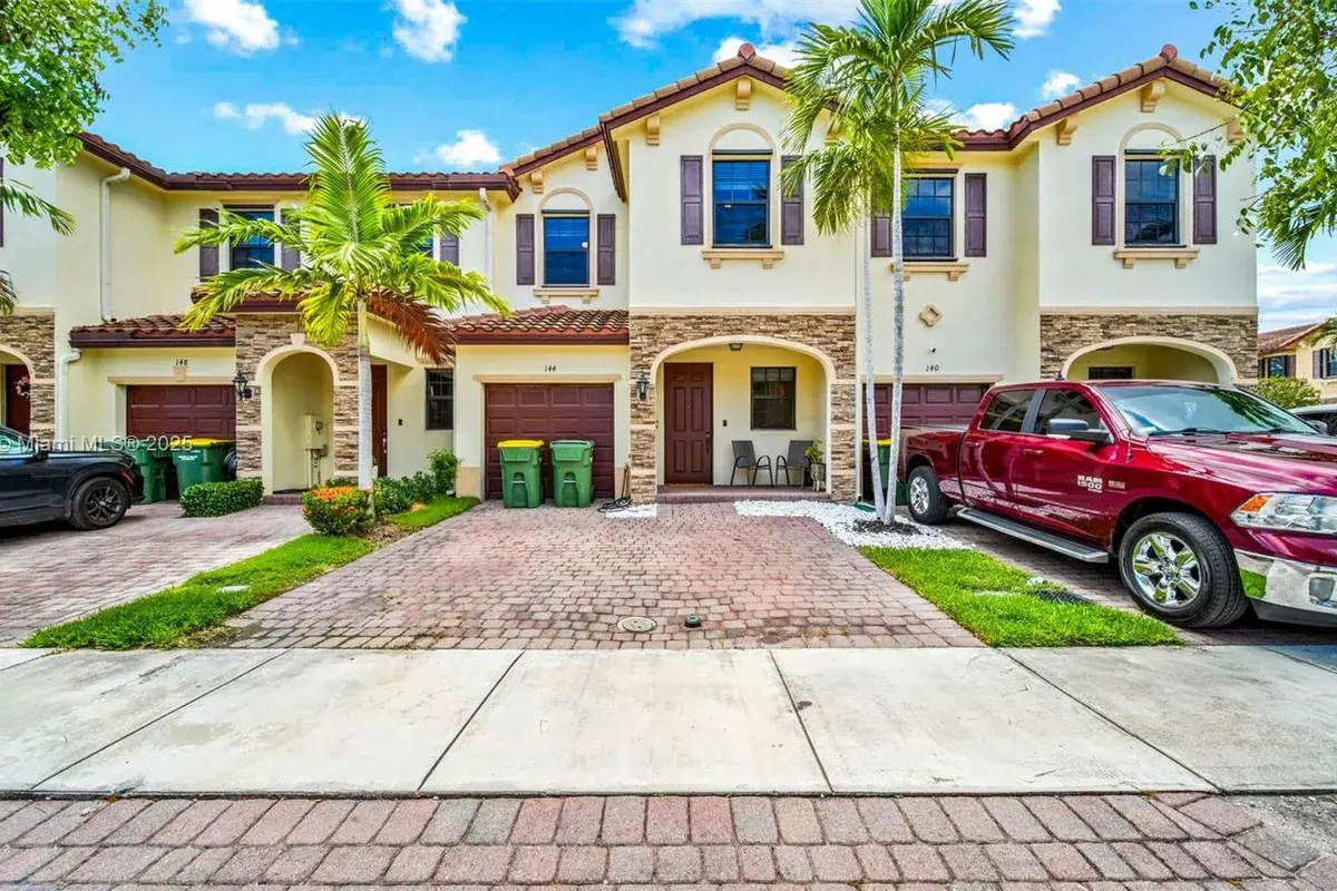 144 SE 34th Ave, Homestead FL 33033