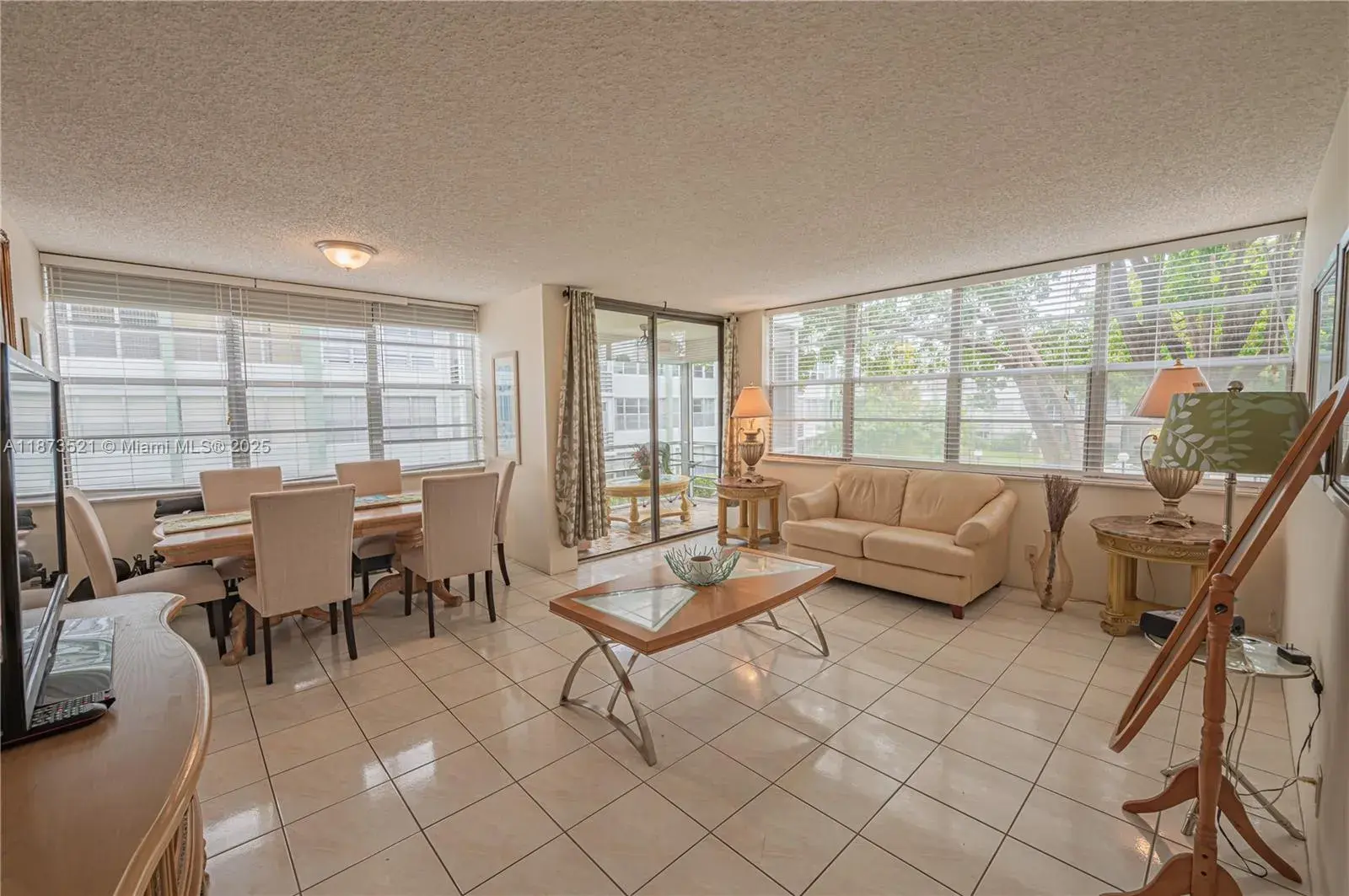2761 Taft St # 204, Hollywood FL 33020