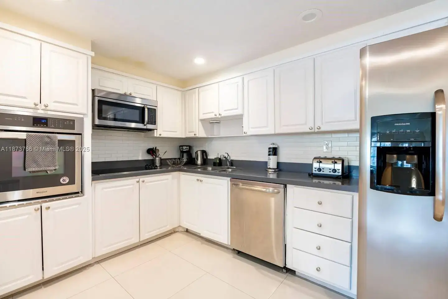 19370 Collins Ave # 716, Sunny Isles Beach FL 33160 photo 4