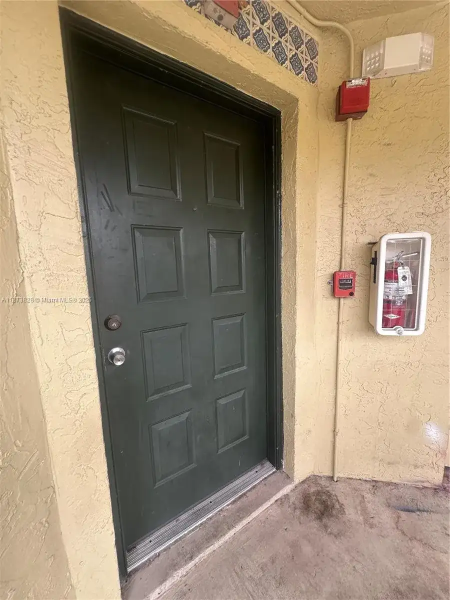 18318 NW 68th Ave # B, Hialeah FL 33015 photo 4