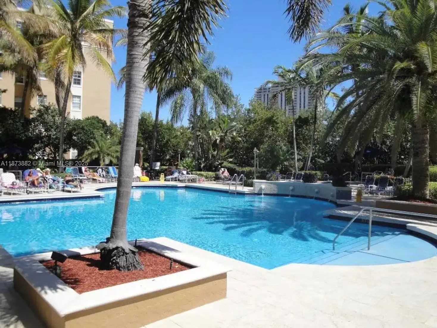 19501 E Country Club Dr # 9107, Aventura FL 33180 photo 2
