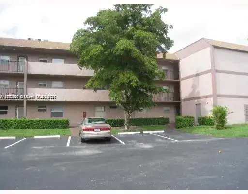 8401 Lagos De Campo Blvd # 204V, Tamarac FL 33321