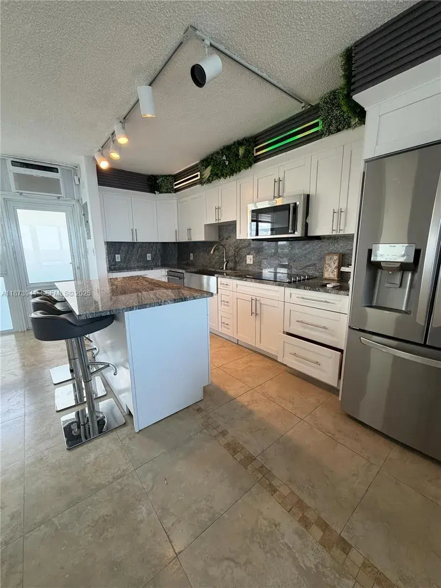 1200 N Fort Lauderdale Beach Blvd # 605, Fort Lauderdale FL 33304