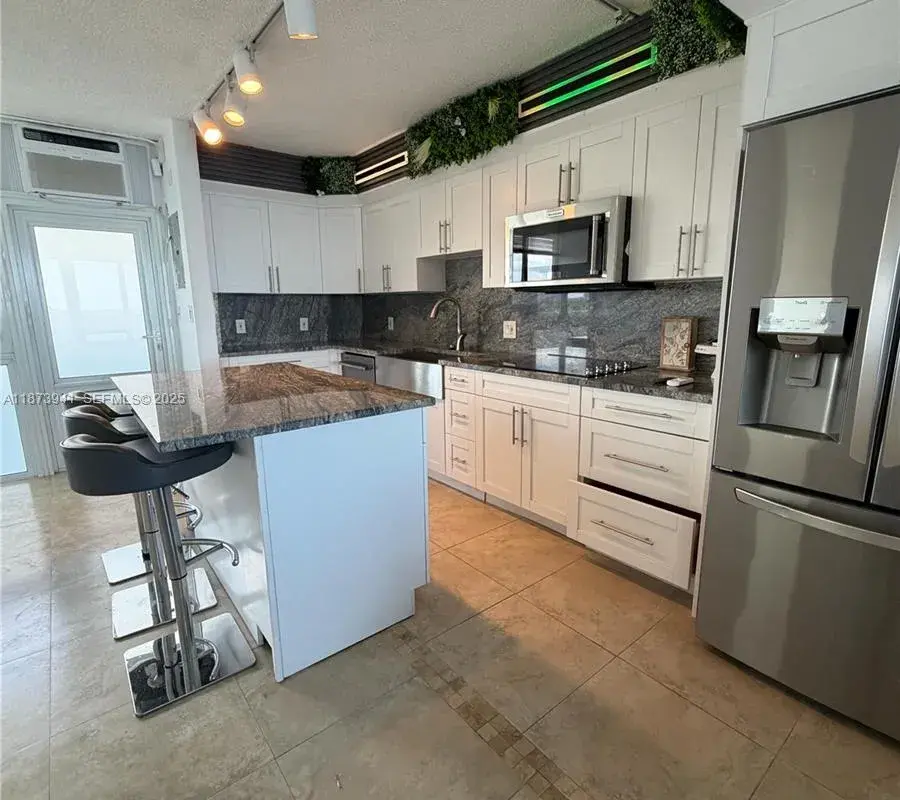 1200 N Fort Lauderdale Beach Blvd # 605, Fort Lauderdale FL 33304