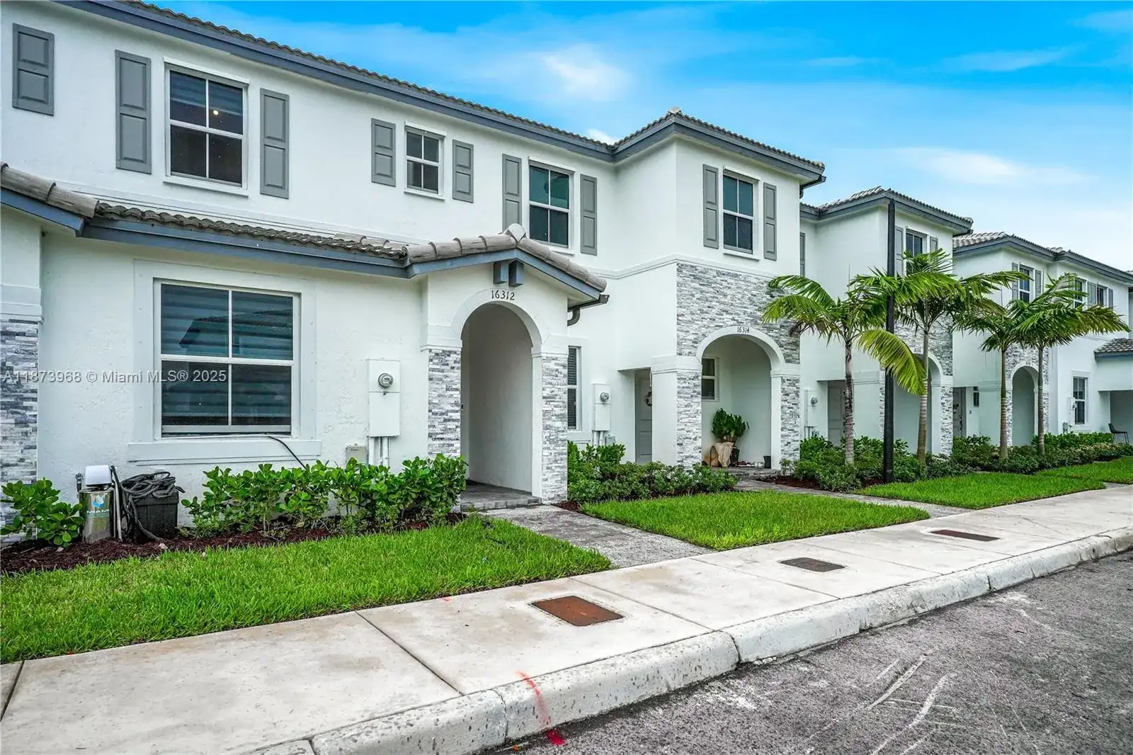 16312 SW 291st St, Homestead FL 33033 photo 2