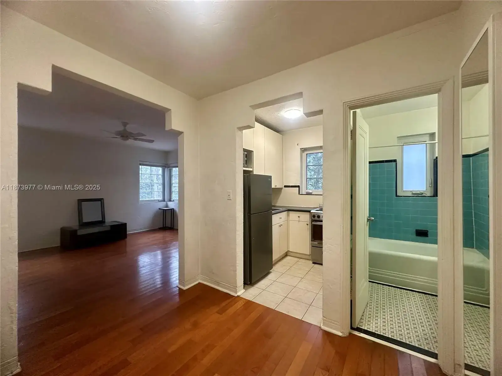 260 Euclid Ave # 29, Miami Beach FL 33139 photo 5