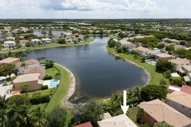 9770 Scribner Ln, Wellington FL 33414 photo 4
