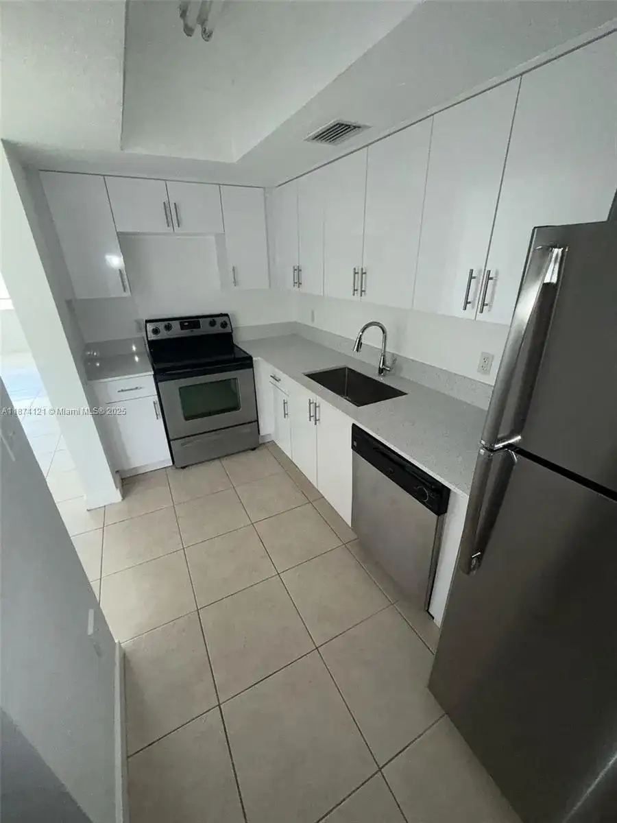 13700 NE 6th Ave # 213, North Miami FL 33161 photo 2