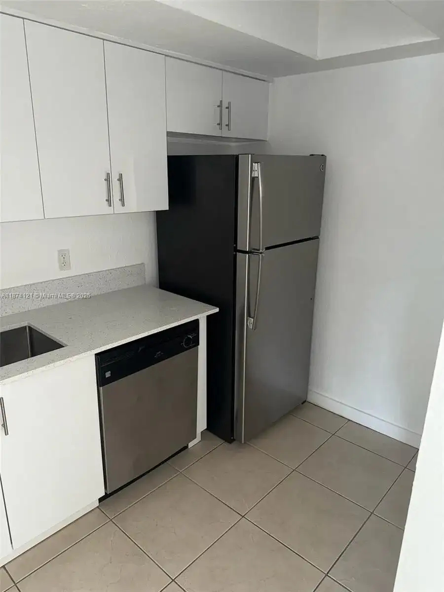 13700 NE 6th Ave # 213, North Miami FL 33161 photo 4