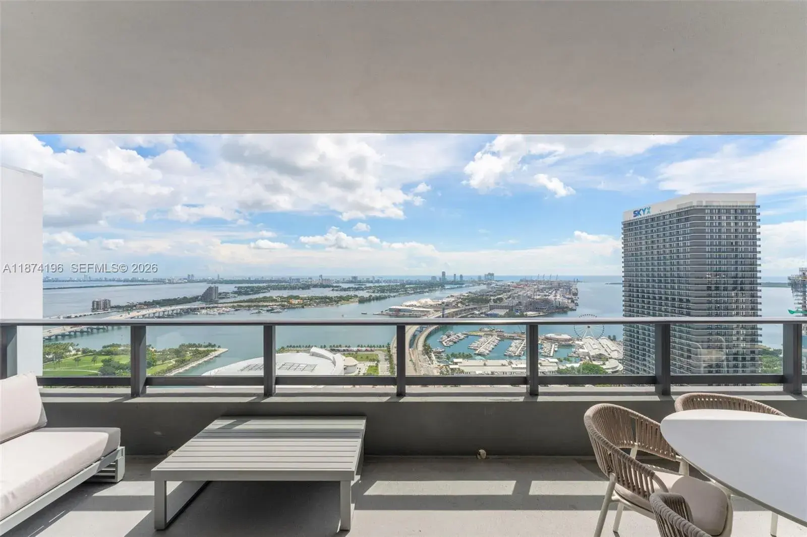 159 NE 6th St # 4016, Miami FL 33132