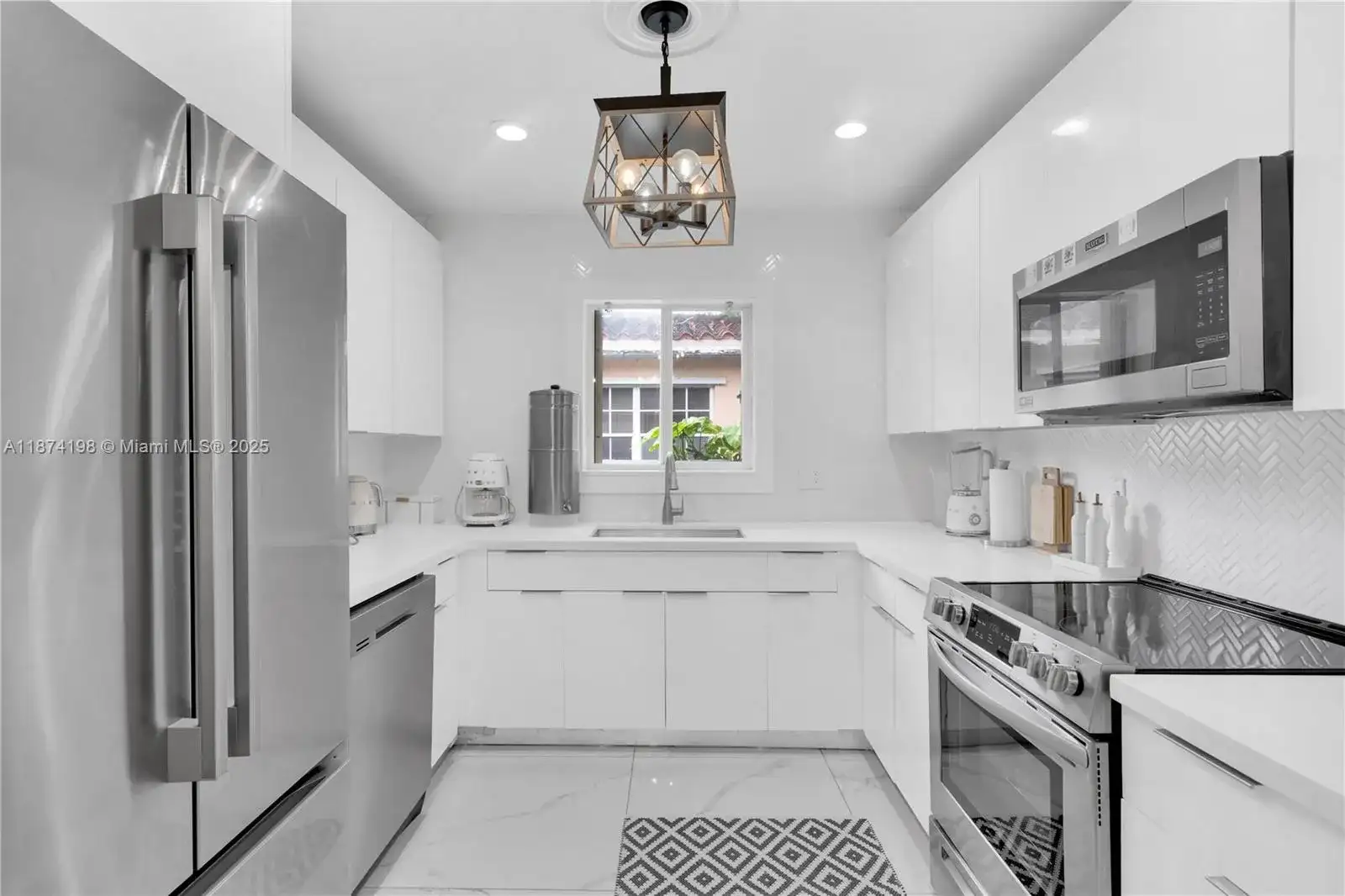 3925 SW 61st Ave, Miami FL 33155 photo 5