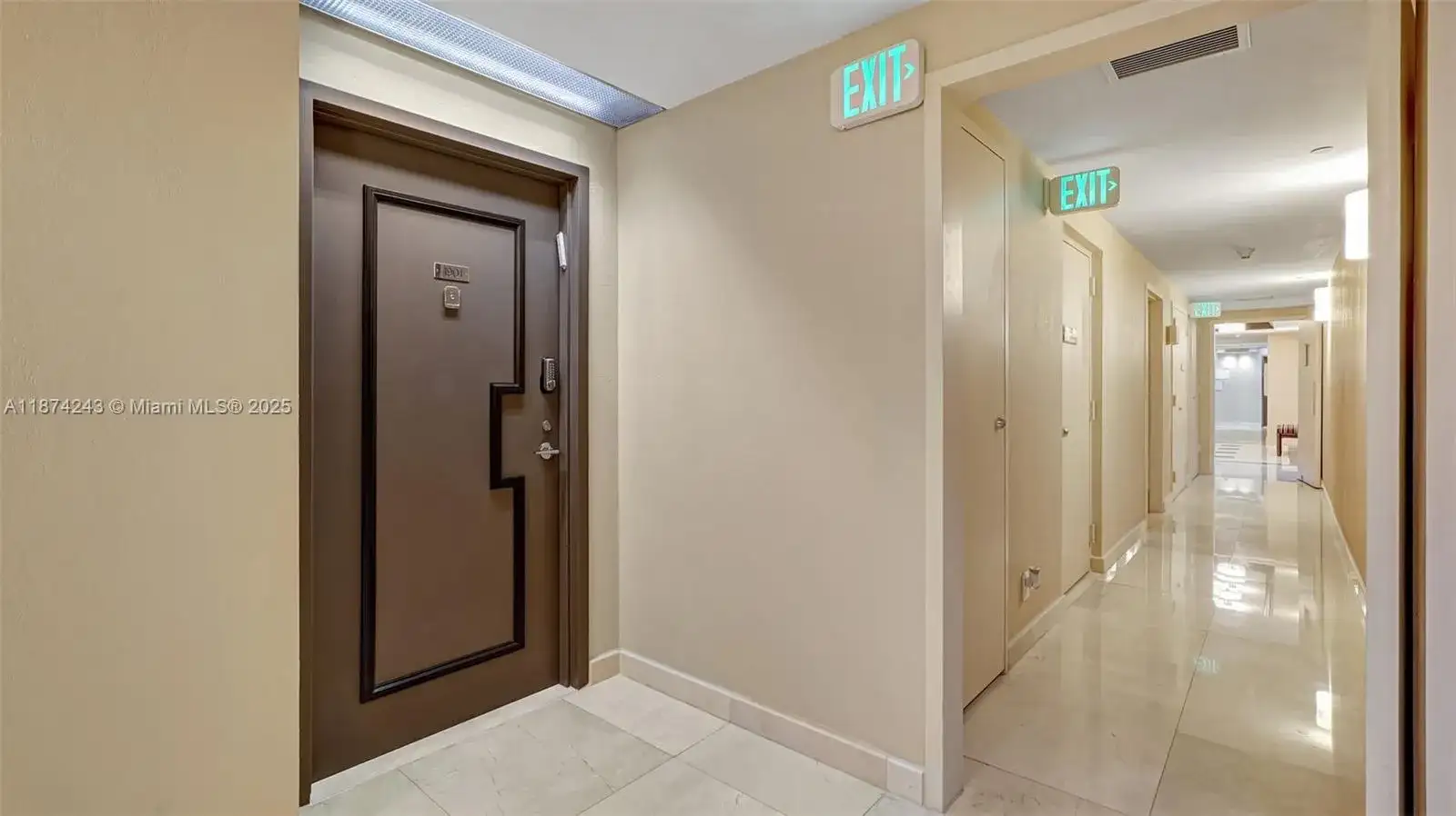 3598 Yacht Club Dr # 1901, Aventura FL 33180 photo 2