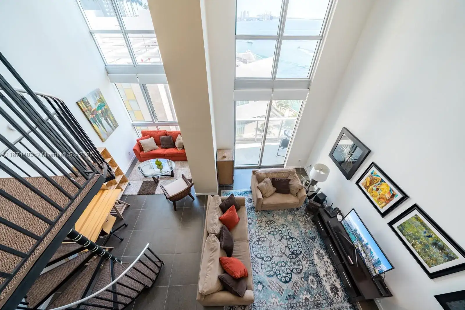 300 S Biscayne Blvd # 1022, Miami FL 33131 photo 5