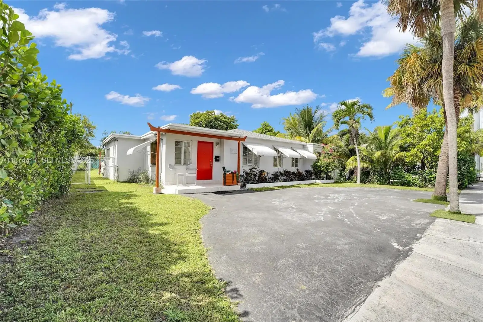 1260 NE 135th St, North Miami FL 33161 photo 4