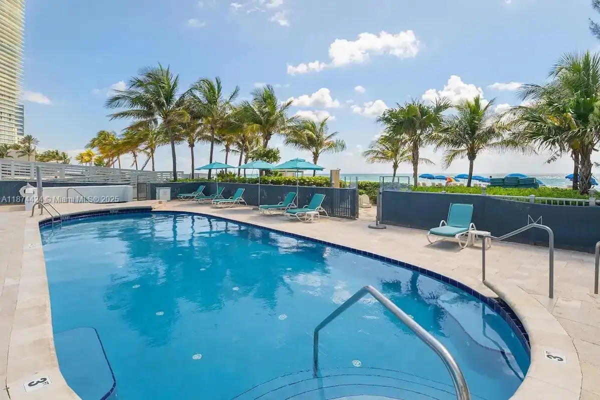 18683 Collins Ave # 1609, Sunny Isles Beach FL 33160 photo 3