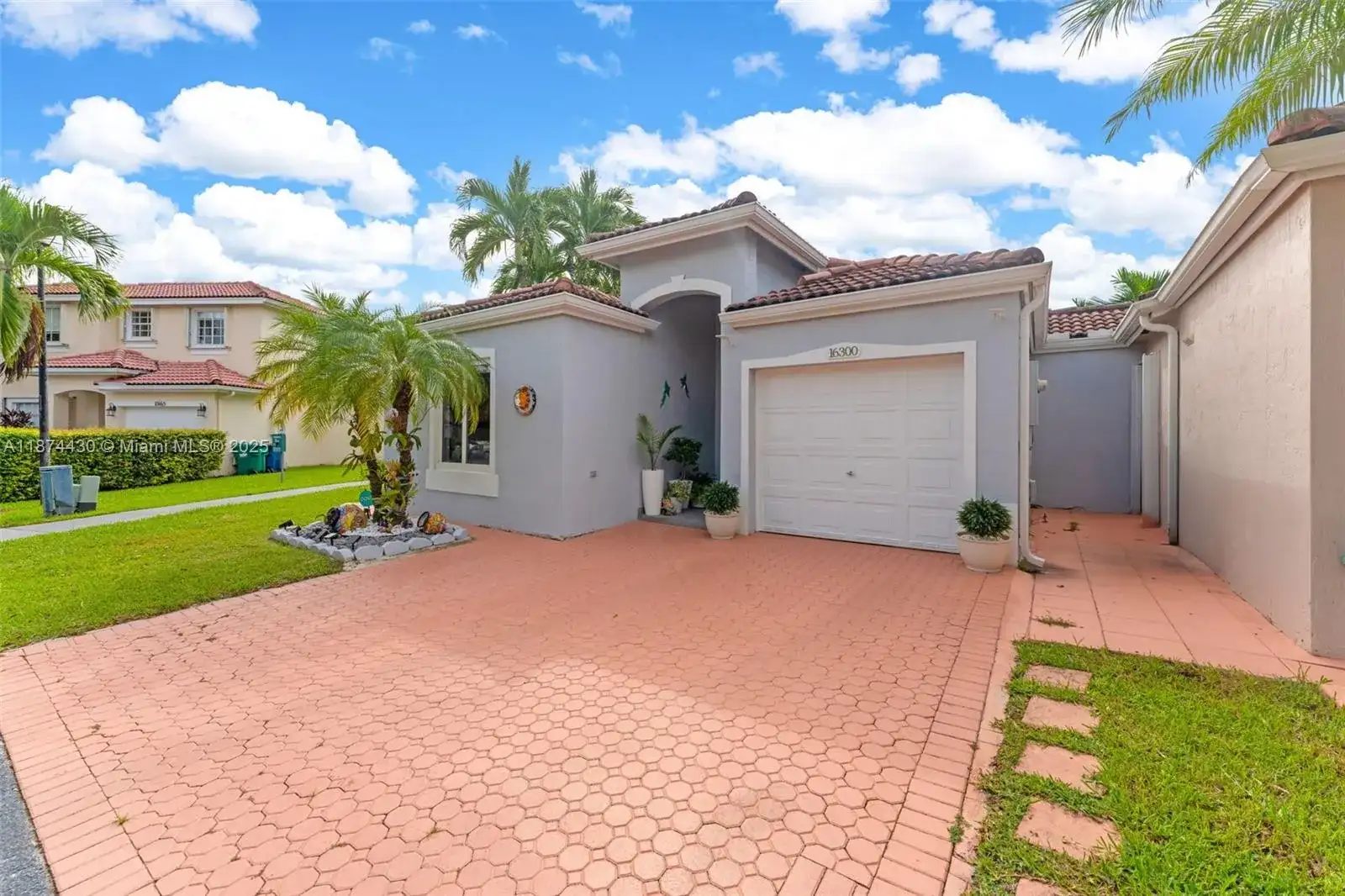 16300 SW 102nd St, Miami FL 33196 photo 3