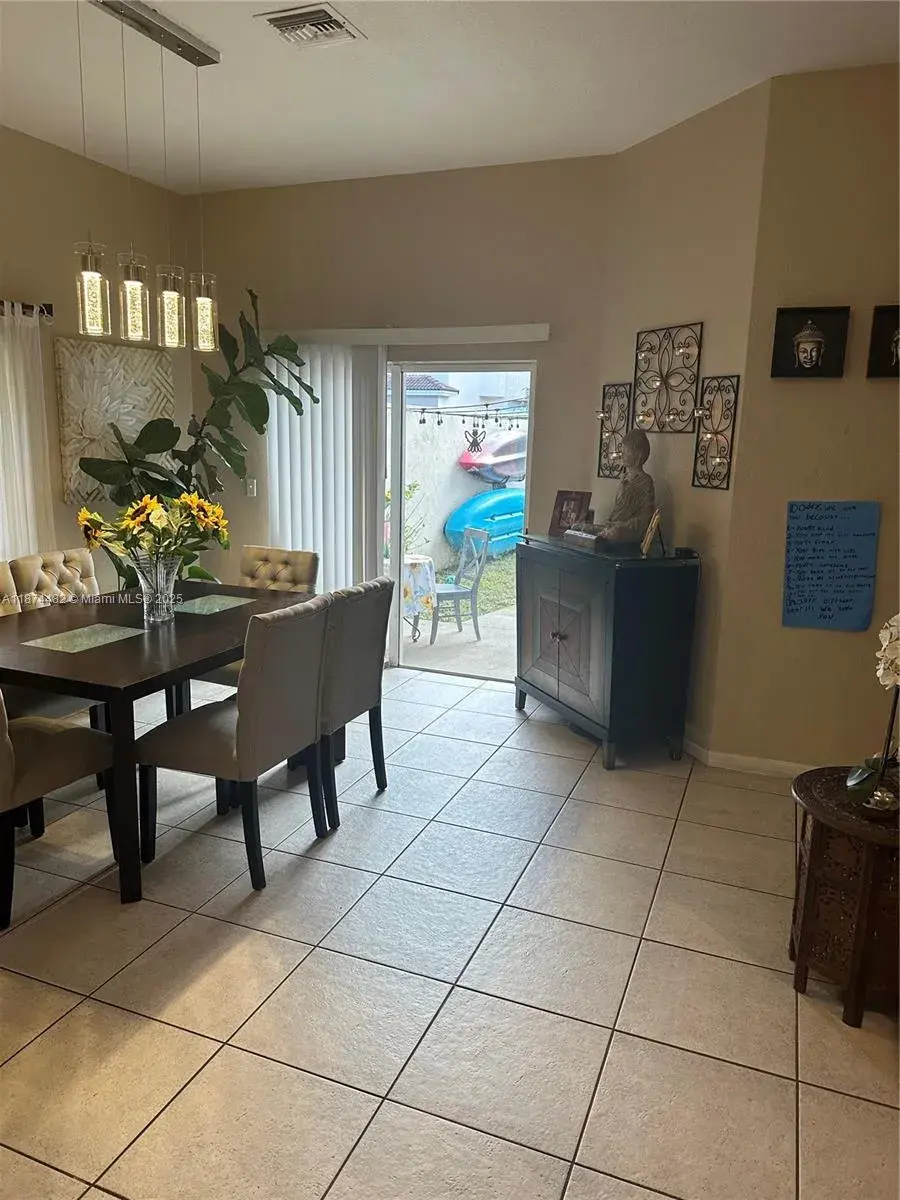1953 SE 24th Ave, Homestead FL 33035