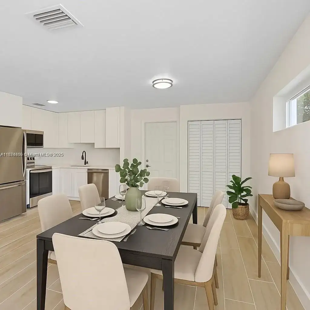 990 NE 159th St, North Miami Beach FL 33162 photo 4