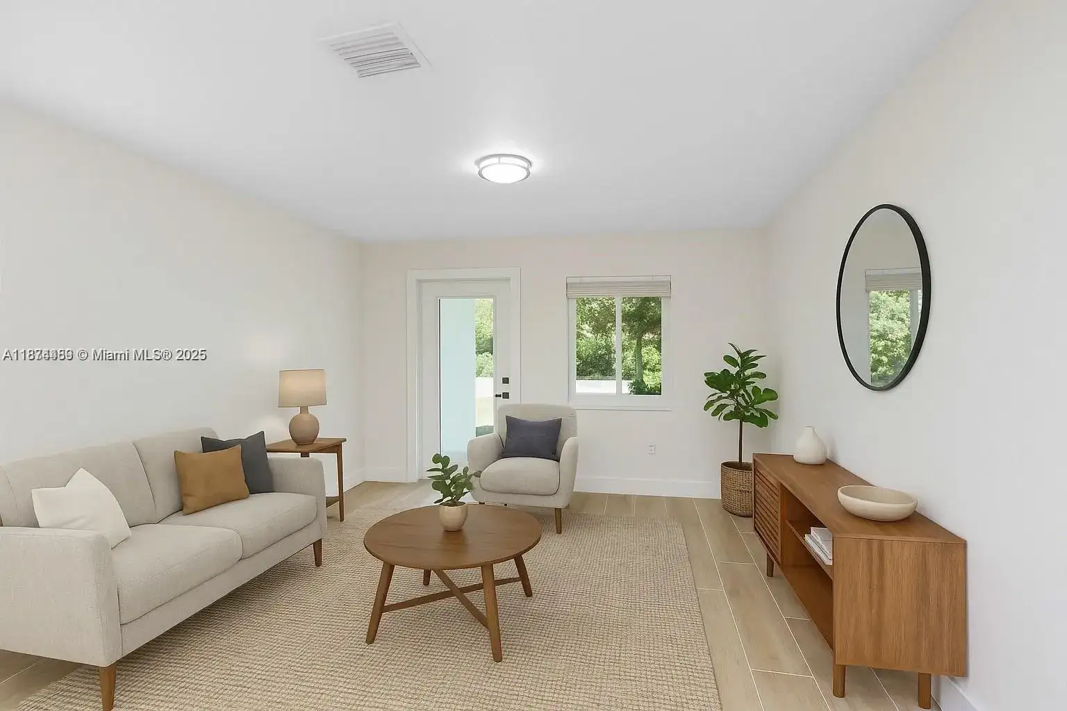 990 NE 159th St, North Miami Beach FL 33162 photo 5