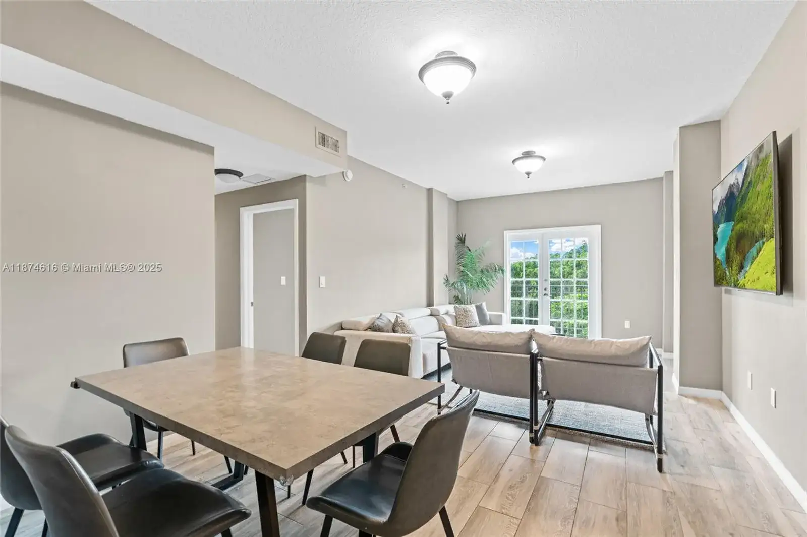 5271 SW 8th St # 315, Miami FL 33134 photo 3