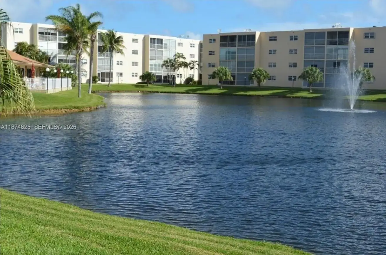 425 SE 11th Ter # 403, Dania Beach FL 33004 photo 2