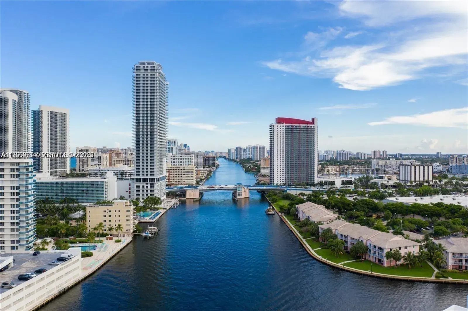 1000 Parkview Dr # 805, Hallandale Beach FL 33009